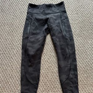 Athleta Rainier Reflective Tight, Cami, Small